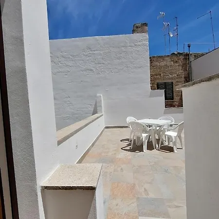 Le Case In Piazza ***** Apartment *