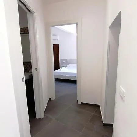 Le Case In Piazza ***** Apartment *