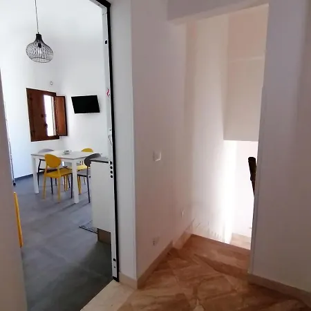 Apartment Le Case In Piazza ***** Favignana