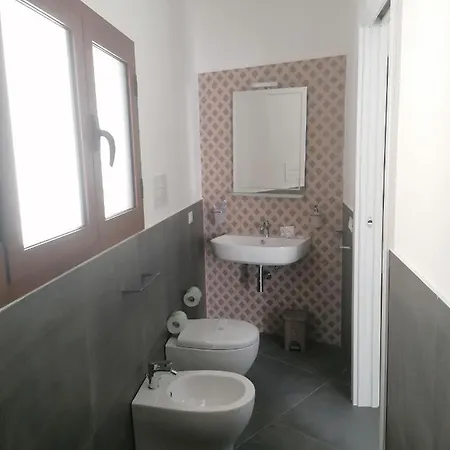 Le Case In Piazza ***** Apartment *
