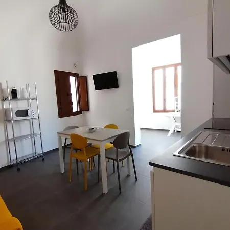 Apartment Le Case In Piazza *****